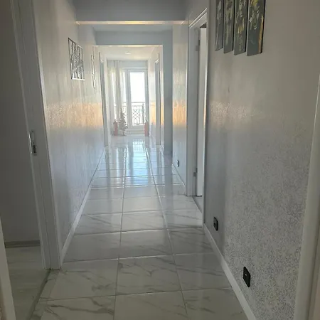 Holiday Beach Hotel