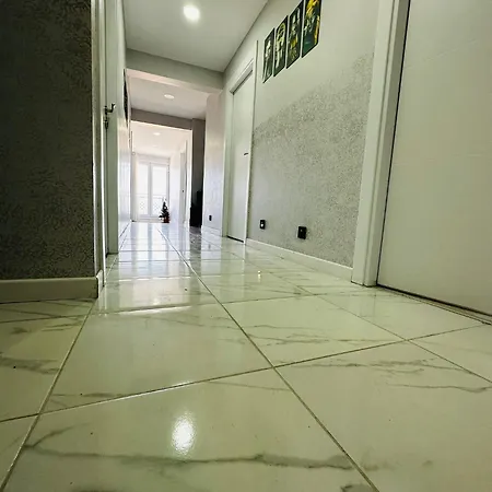 Holiday Beach Hotel Hotel